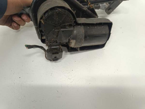 MOTEUR D ESSUIE GLACE AVANT VW FOX - Vue 4